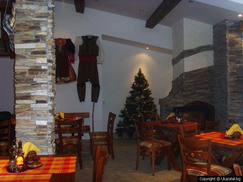 Family Hotel Veronika デヴィン エクステリア 写真
