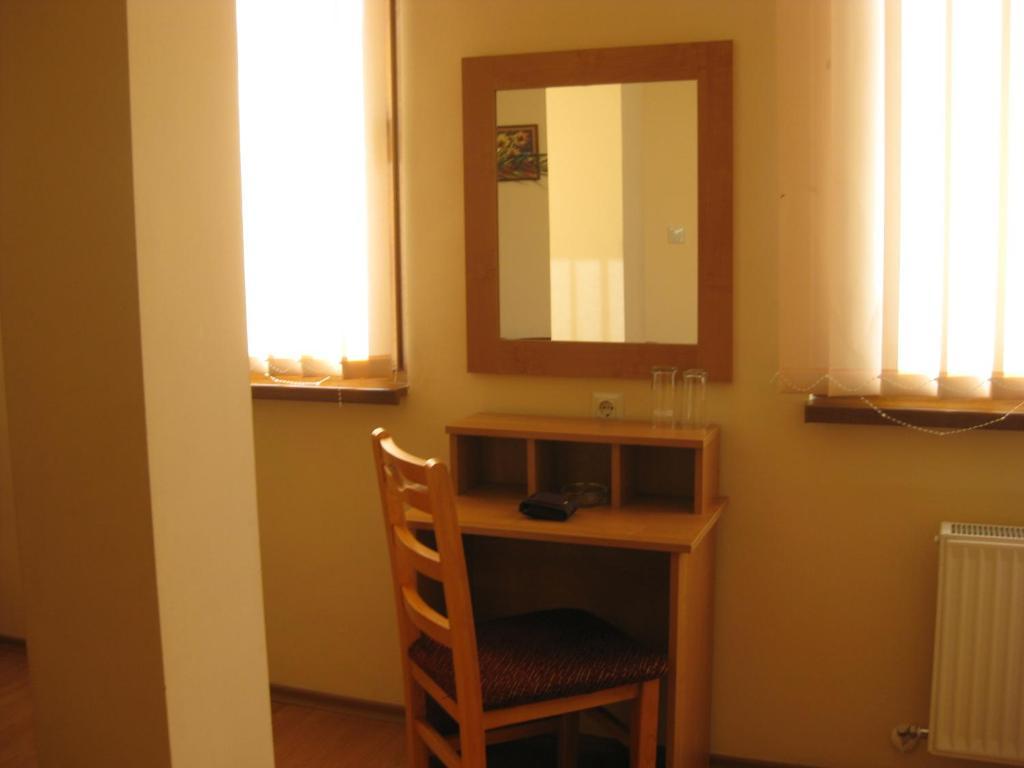Family Hotel Veronika デヴィン エクステリア 写真