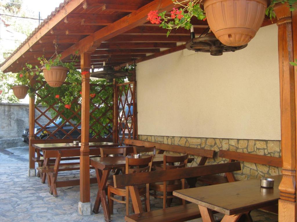 Family Hotel Veronika デヴィン エクステリア 写真