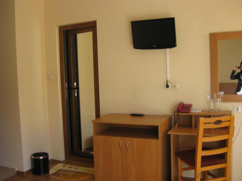 Family Hotel Veronika デヴィン エクステリア 写真