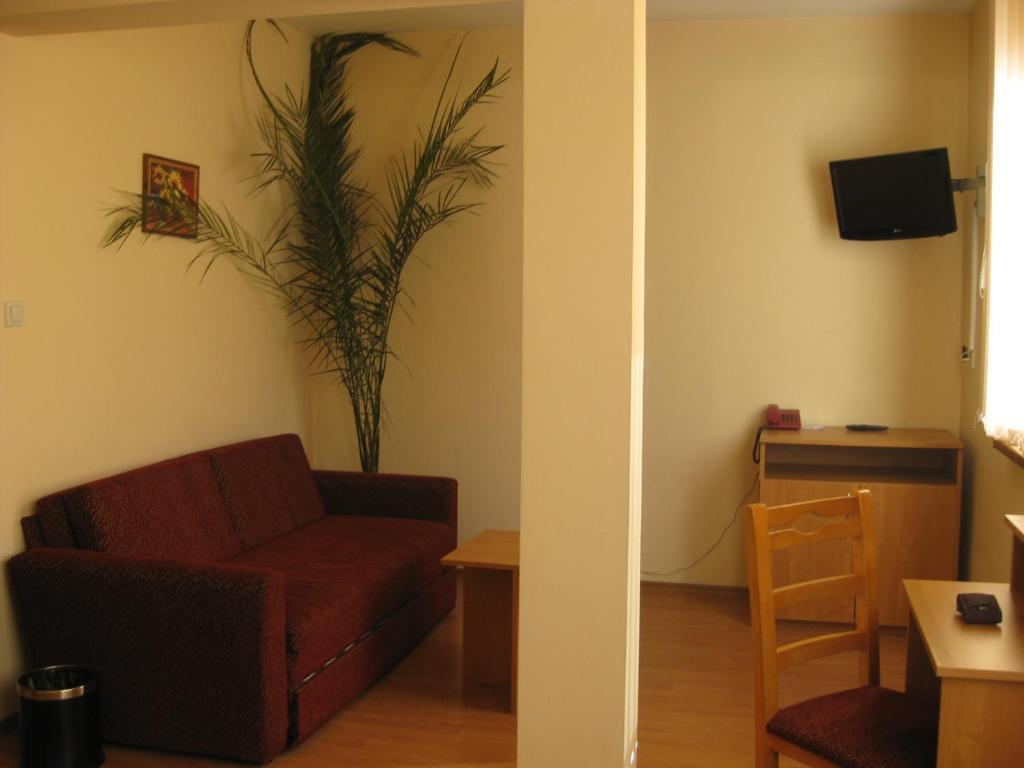 Family Hotel Veronika デヴィン 部屋 写真