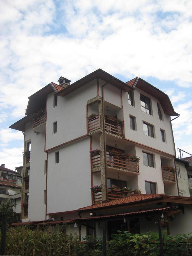 Family Hotel Veronika デヴィン エクステリア 写真